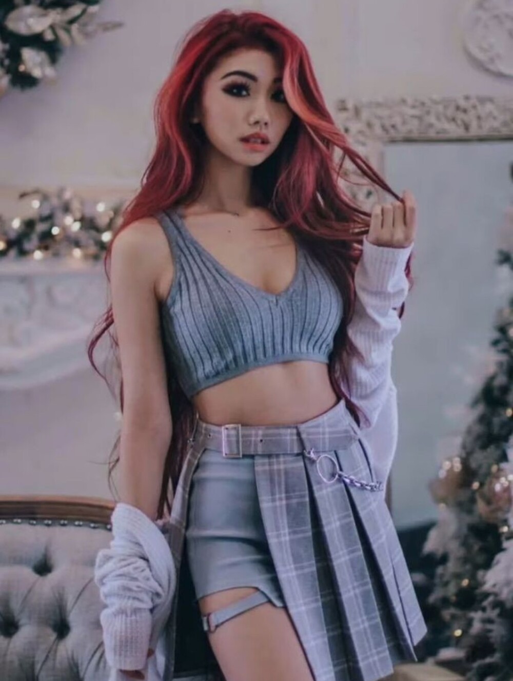 Lychee The Label Cut Out O Ring Shorts